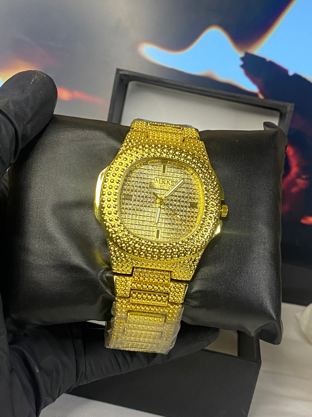 Luxury Full-Iced Gold Wristwatch for Men